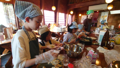 八町こども食堂（こどもと大人をつなぐ学生スタッフ・配信スタッフ）